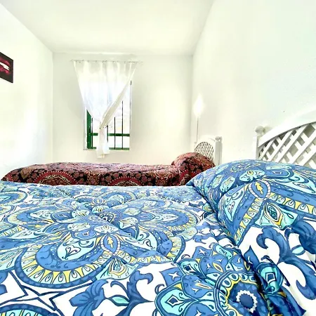 Apartamento De Tres Dormitorios En Costa Del Silencio, Tenerife Sur Apartamento Costa del Silencio