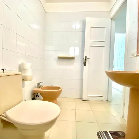 Apartamento De Tres Dormitorios En Costa Del Silencio, Tenerife Sur דירה *